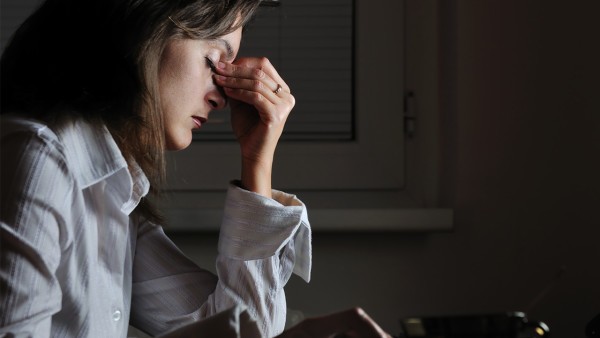 熬夜易患上慢性疲劳综合症 5个处方消除疲劳