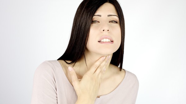 咽喉疼痛吃鼻咽灵片效果好吗 口服鼻咽灵片需注意什么？