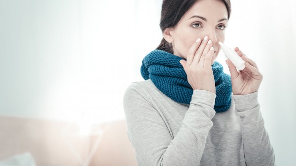 鼻炎药和感冒药能一起吃吗  表虚感冒颗粒能和感冒灵颗粒一起吃吗