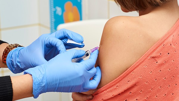 打完新冠疫苗24小时输液有影响吗 接种新冠疫苗注意哪些事项
