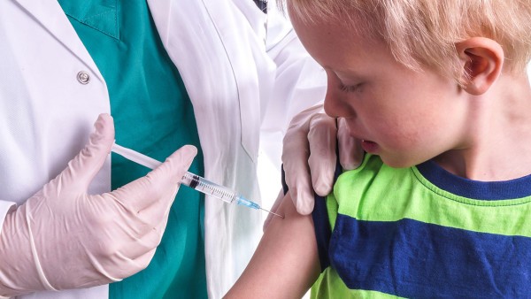 胳膊疼能打新冠疫苗第三针吗