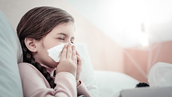 风热感冒是细菌性感冒还是病毒性感冒  细菌性感冒能喝小柴胡颗粒吗