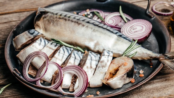 鱼肝油＝鱼油，错！ 鱼肝油是深海鱼油吗