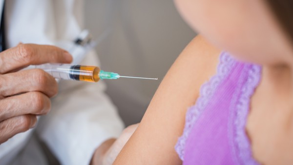 新冠疫苗第一针出现反应还能打第二针吗  新冠疫苗的不良反应有哪些