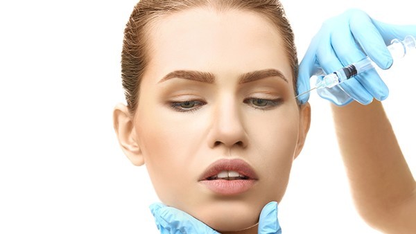 手术后的伤口会痛多久,癌症手术切口疼痛肿胀多久?