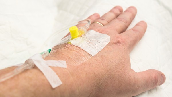 褥疮发臭能活多久,及时治疗褥疮不可懈怠可考虑输液控炎症