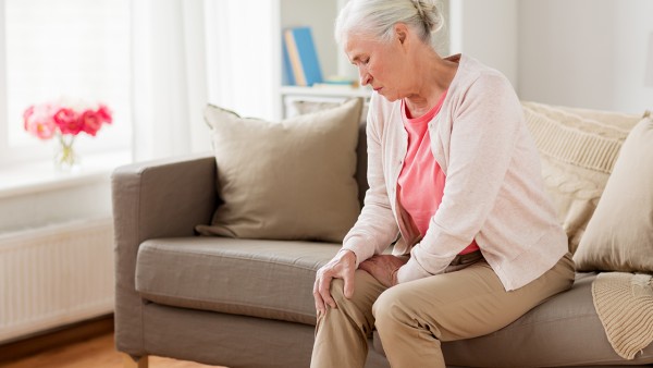 温摩膏能辅助治疗骨质增生吗？膏药能治好骨质增生吗
