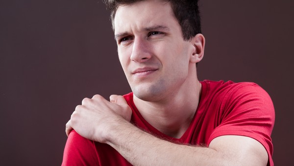 温摩膏能辅助治疗肩周炎吗？肩周炎不治能自己好么