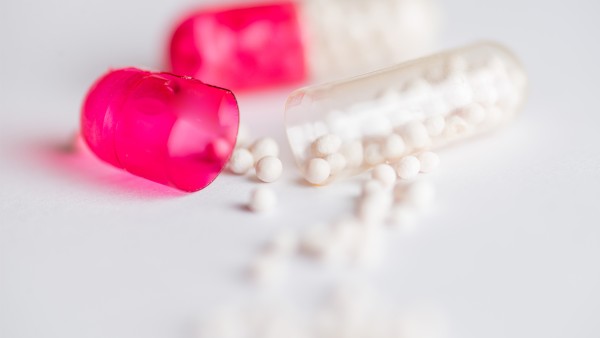 热炎宁颗粒成人吃几袋 热炎宁颗粒的正确服用方法是怎样的？