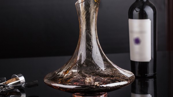 喝红酒4个小时能吃感冒药么 喝酒多久后可以服用感冒药