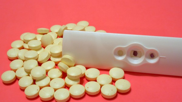 部分含西药成分的中成药及其含西药的量 速感宁胶囊能和感冒灵颗粒一起吃吗