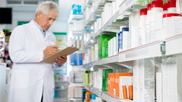 蒙脱石散是否是家中常备药物 家用药箱：16种常用配备和10种备用急救药品