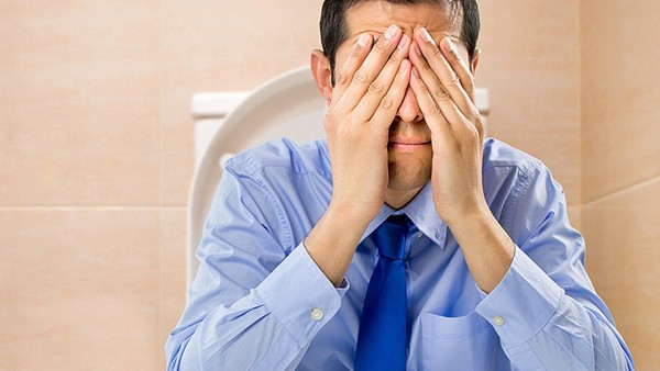 蒙脱石散和康恩贝肠炎宁哪个好 吃完火锅总急性腹泻怎么用药？