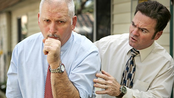 感冒灵胶囊可以和复方牛黄消炎胶囊合用吗？ 复方牛黄消炎胶囊能和乙酰氨基酚片一起吃吗