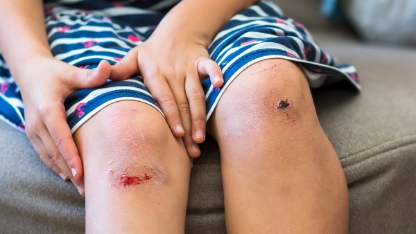 蒙脱石散是儿童小药箱常备药 儿童小药箱必备常用药品有哪些