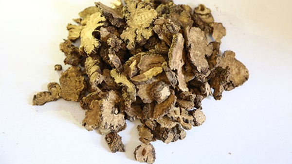 川芎茶调颗粒会刺激胃吗？ 威门川芎茶调颗粒能和蒲地蓝消炎片一起吃吗