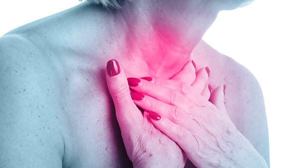 名盛喉舒寧片和一清片能一起吃嗎 喉嚨火燒一樣難受怎么辦好？