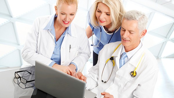 感染新冠奥密克戎居家对症用药参考指南 感染新冠奥密克戎如何用药？