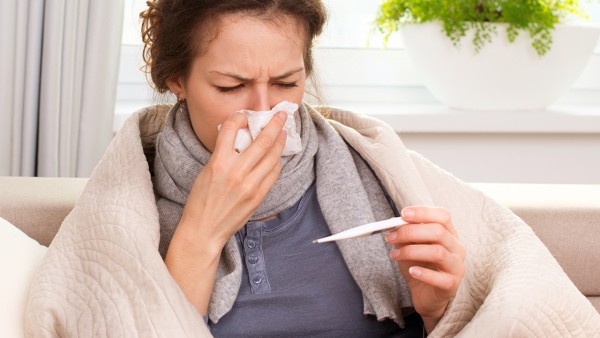 新冠目前用的退烧药是什么  感染新冠后发烧该如何用药