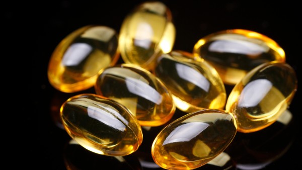 阿司匹林维生素C咀嚼片用法用量 阿司匹林咀嚼片能和抗病毒口服液一起吃吗