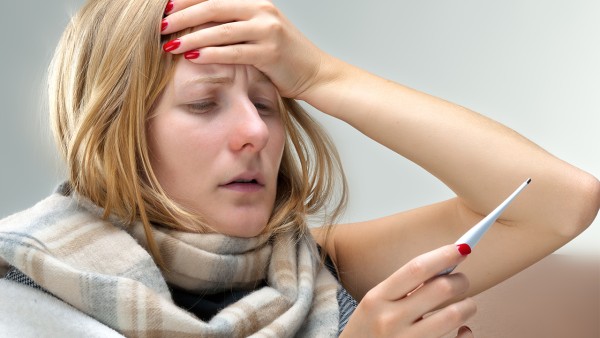 感冒引起咽痛吃什么药最好？推荐4种常用的消炎润喉药