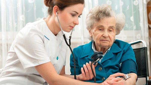 苯磺酸左旋氨氯地平片能同硝苯地平缓释片一起服用吗 高血压怎样用药效果更好