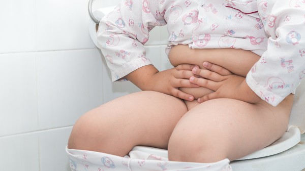 小儿氨酚匹林片能和藿香正气胶囊一起吃吗 用药不当毁一生？最新儿童用药黑名单：尽量别再给孩子吃这些药了