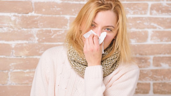 慢性鼻窦炎病人吃什么好 金柯通窍鼻炎片与连花清瘟胶囊可以一起吃吗