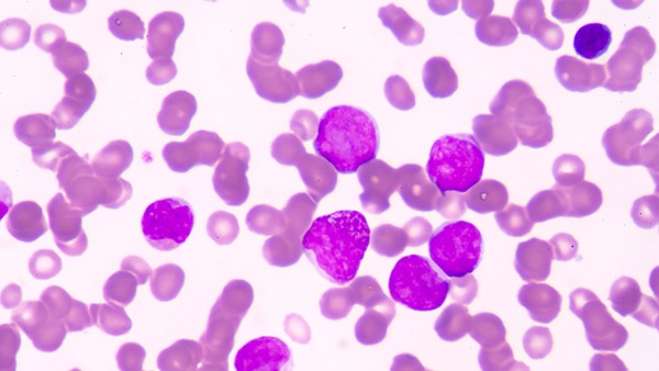 云香祛风止痛酊能和抗病毒口服液一起吃吗 祛风止痛胶囊不能和什么药一起用？