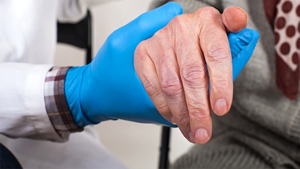 多巴丝肼片治疗帕金森效果好吗？