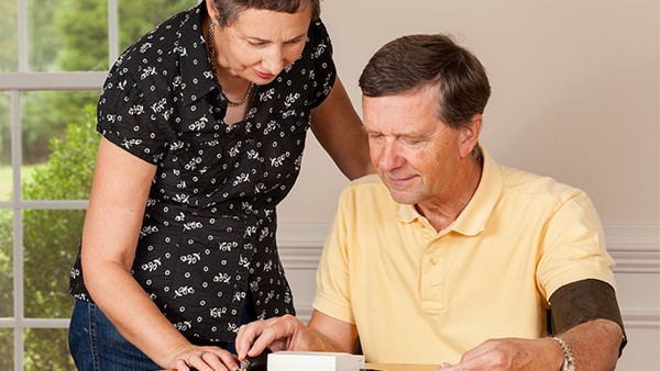 急支糖漿什么人群不適合使用呢？  急支糖漿如何用藥