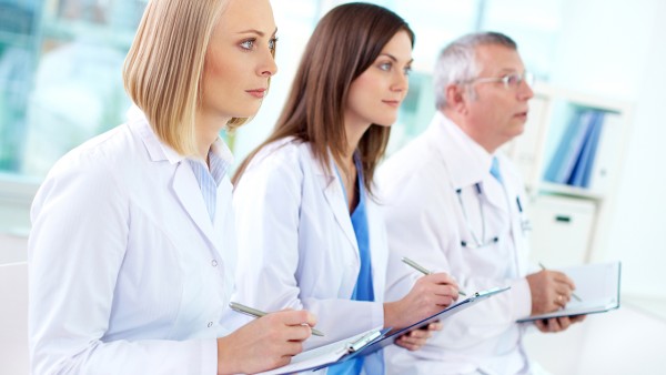 牛黄宁宫片的用法用量有什么呢 牛黄宁宫片成人吃多少