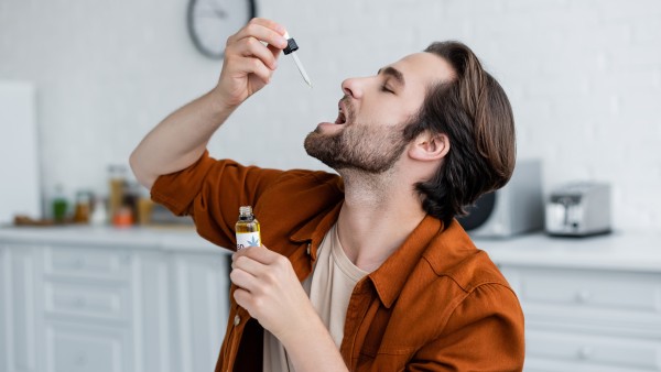 盐酸西替利嗪滴剂的功能主治会如何呢？