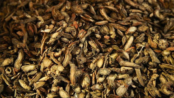 肝络欣丸中的丹参有什么作用？