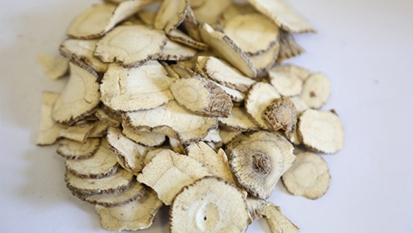 元胡止痛片中的白芷有什么功效？