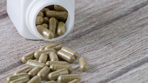 新亚闵行盐酸洛哌丁胺胶囊与布洛芬可以一起吃吗 同房后一直小腹疼拉肚子怎么回事