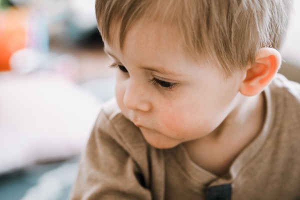 银黄含片与布洛芬可以一起吃吗 小孩嗓子红肿疼痛怎么办能缓解